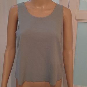 H&M scallop edged tank top size M
